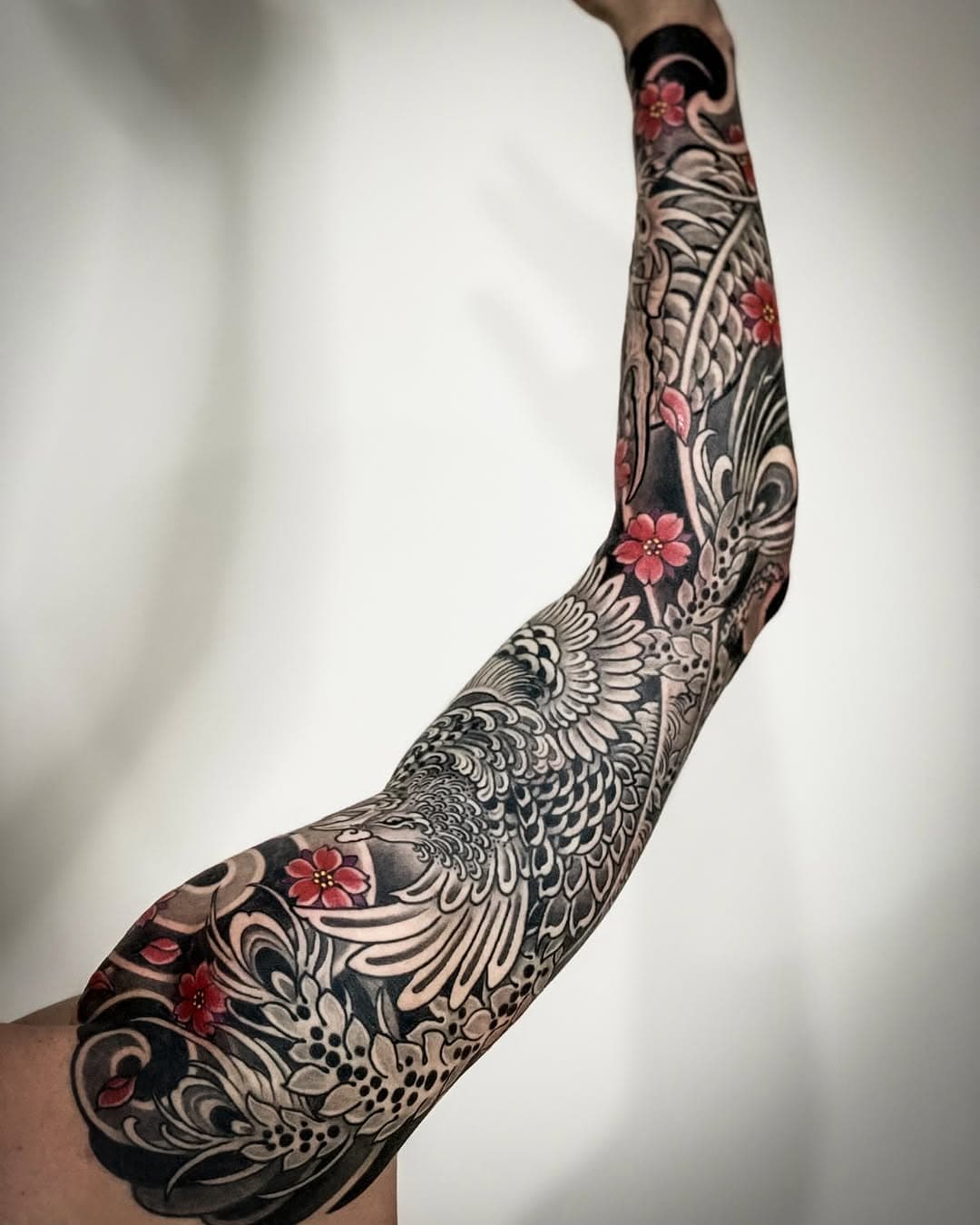 Just finished this sleeve for Kaylen 🙌👊 Dragon, Phoenix 🐦‍🔥and Cherry Blossom🌸👌

Check out my online gallery or Insta feed for more ideas for your next piece.

#matthart #inspirationstattoo #japenesetattoo #ink #leedstattooartist