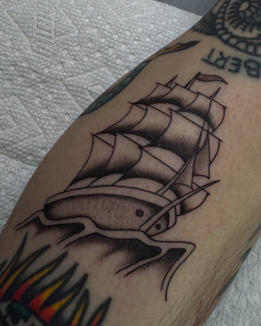 made for Karine yesterday! thanks for coming by :) 
.
.
.
.
.
#tattoo#tattoos#traditionaltattoo#traditional#americantraditional#clippership#clippershiptattoo#shiptattoo#classic#classictattoo#nelson#nelsontattoo#vancouvertattoo#tattooflash#flash