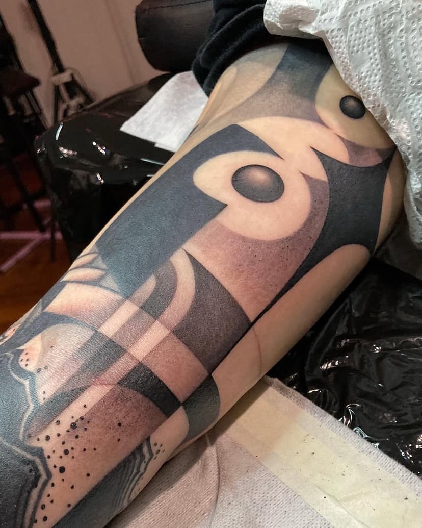 Black&greywash. Arm inner side, in progress