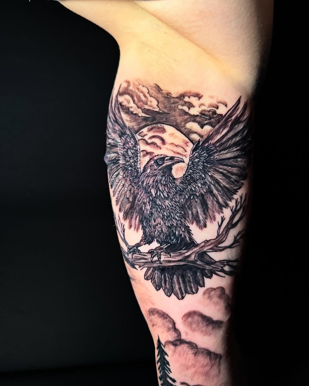 DM or Text (786) 858-3942 to book your next appointment. 

#tattoo #spinetattoo #ink #kwadron #fkirons #dynamicink #tattooworld #famoustattoo #fortlauderdale #instagram #miami #florida
