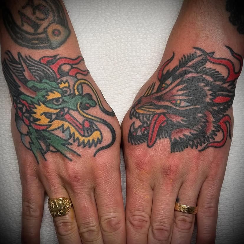 WALK INS ALL DAY MONDAY
@pearlharborgiftshop ♣️