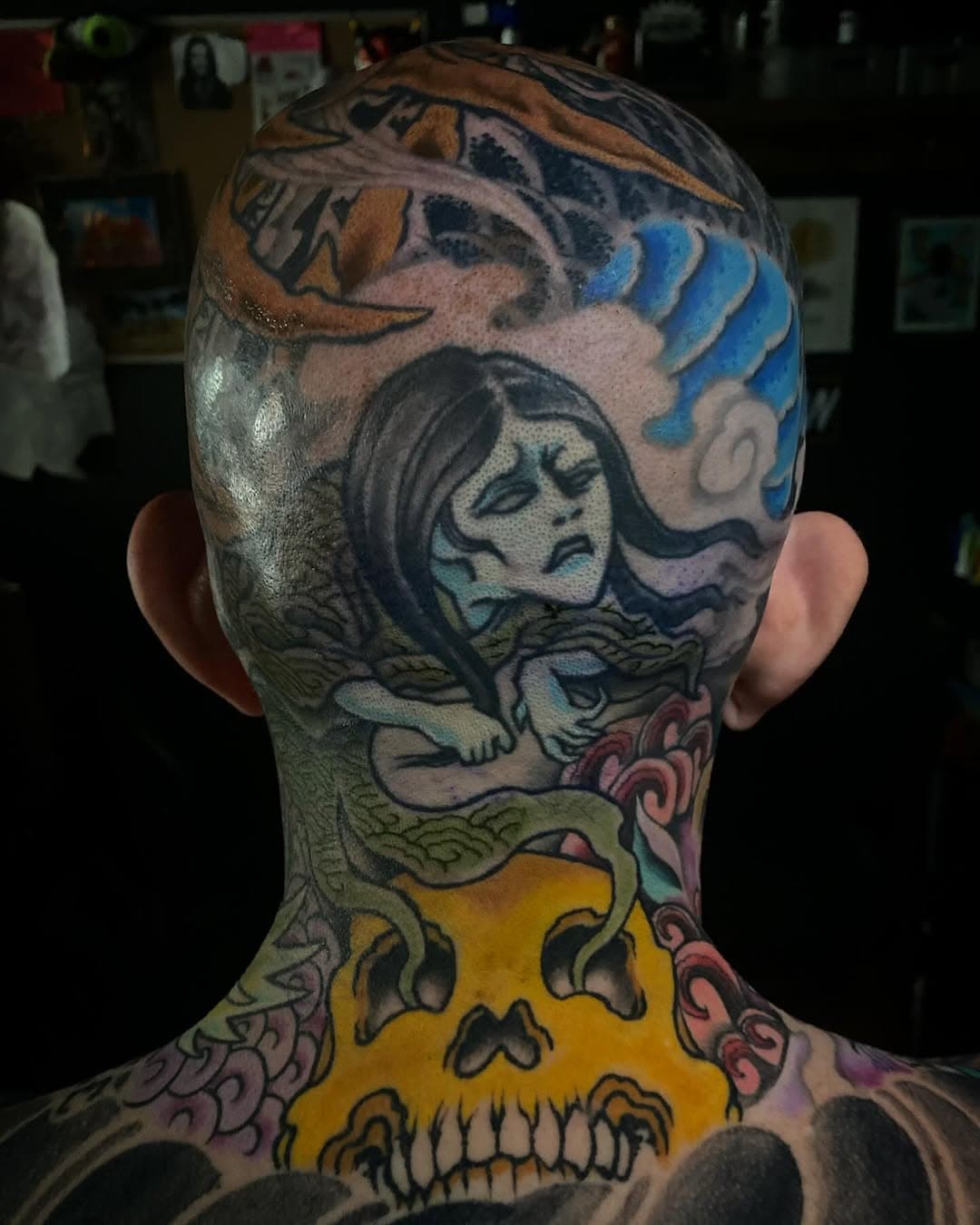 neck and scalp connected and complete.  Ran out of flesh on @1badmonte swipe for video
