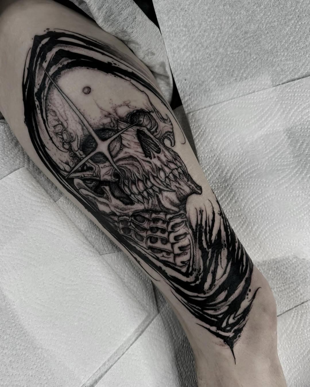 Collaborative Freehand tattoo
@wulfbaron /// @ellenheald_tattoo 
♱
♱
♱
♱
♱
♱
♱
#londontattoo #manchestertattoo #skinartmag #darklettering #skulltattoo #tattoodo #londontattooartist #blxink #darktattoos #gothtattoo #goth #junjiito #necktattoo #handtattoo #black #anime #witchcraft #gothic #doometernal #blacktattoo #doom #cybersigilism  #darkart