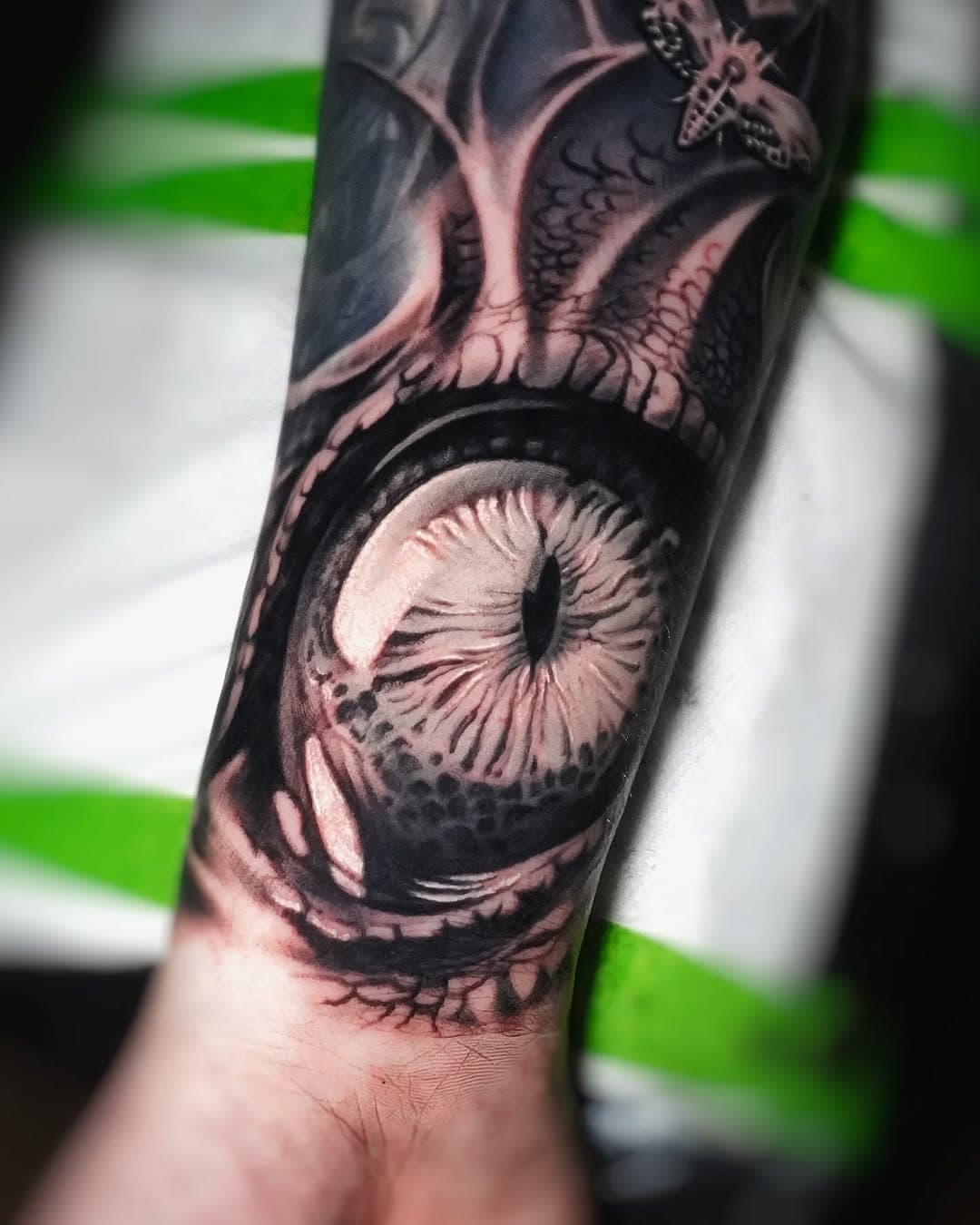 This eye is a part of full sleeve...
#eye 
#monstereye 
#tattooglasgow 
#tattoorealistic 
#bnginksociety 
#bngtattoo