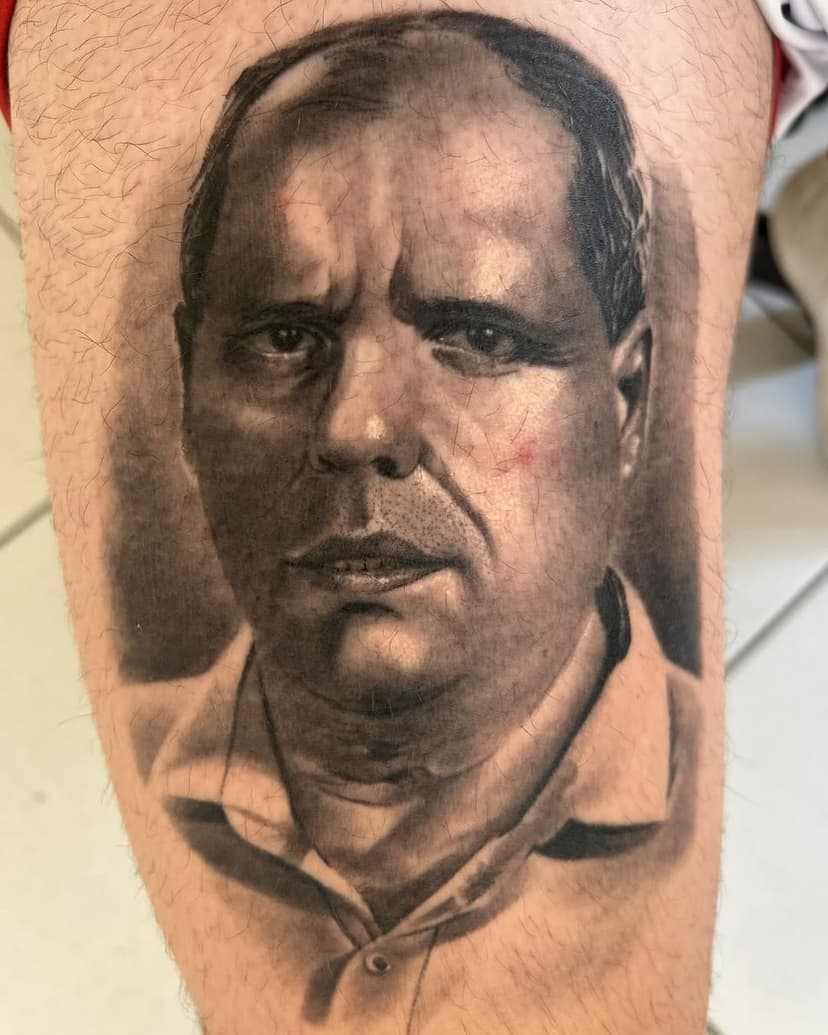 PORTRAIT CICATRIZADO 

Sem dúvidas a melhor forma de apresentar um trabalho é cicatrizado. Foto enviada pelo cliente, sem nenhuma edição ✅

🗓️AGENDE SUA TATTOO, link de contato na Bio