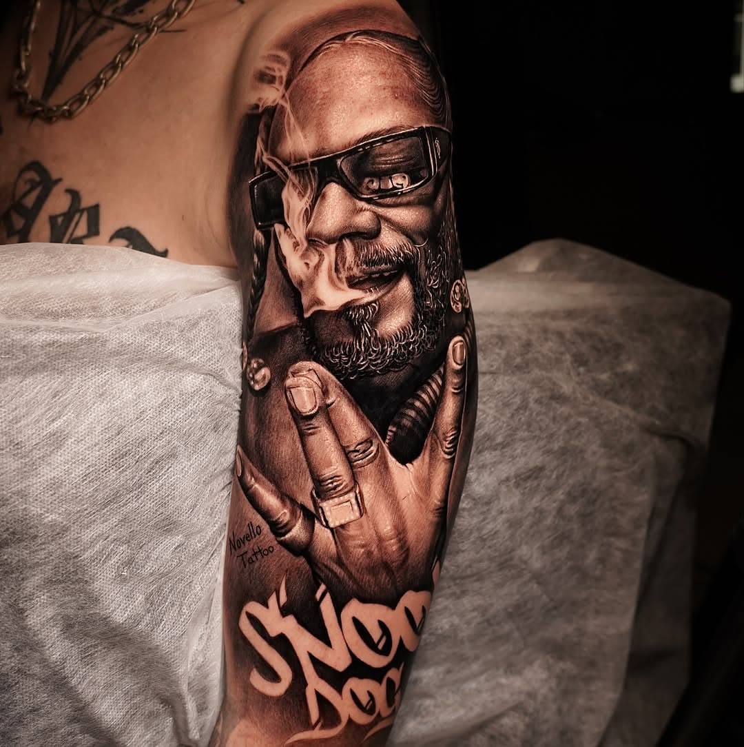 ⚜️ Snoop Dog ⚜️ Se gostou deixe seu comentário 🙌🏻

#tattoo #instagram #inkedgirls #realismo #realism #kwadron #fkirons #tatuagem #tatuagemmasculina #tatuagembrasil #tattooideas #tattoo2me  #tattoolife #tattooart #tatuagemrealista #tatuagembr