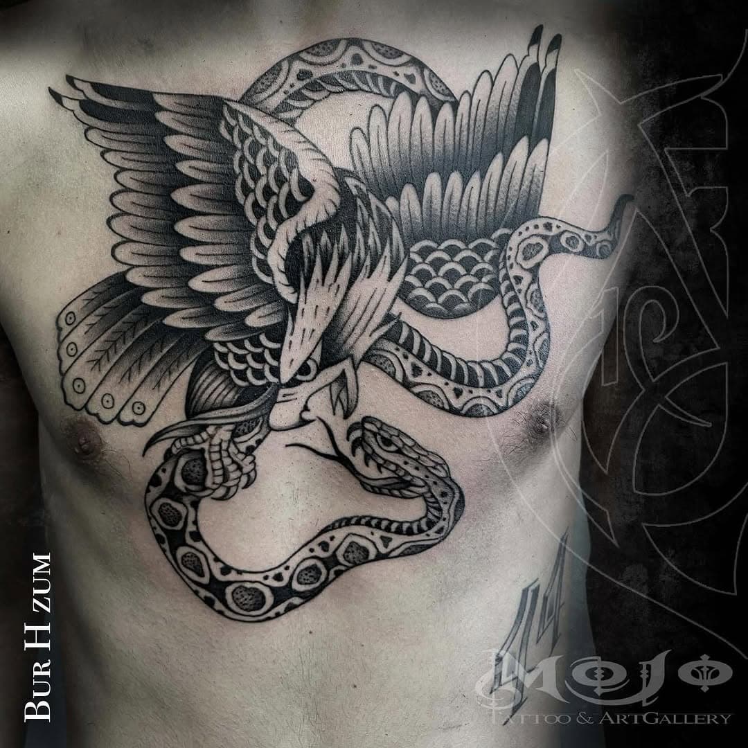 Aldo Bur H Zum @metalburzum 
.
Resident Artist 
al MOJO Tattoo&ArtGallery
- Manocalzati AV -
.
@metalburzum 
.
#classictattoo #eagletattoo #snaketattoo #chesttattoo #oldschooltattoo #blacktattoo #mojotattooartgallery