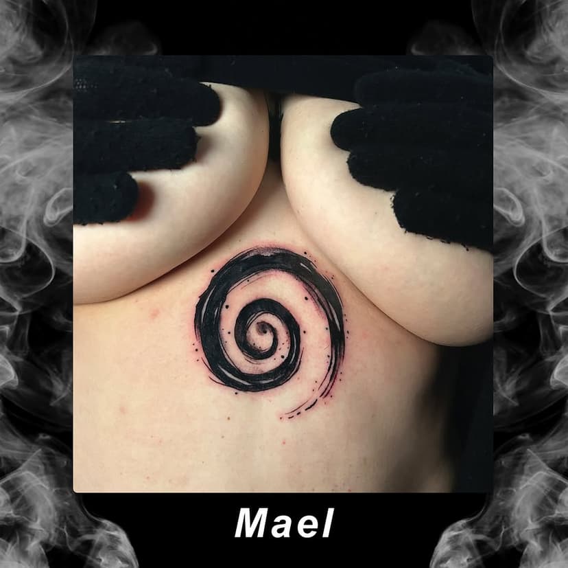 Spiral #maeltattoo #asturias #asturiastattoo #gijontattoo #gijon #blackworktattoo #spiraltattoo #inkstroke