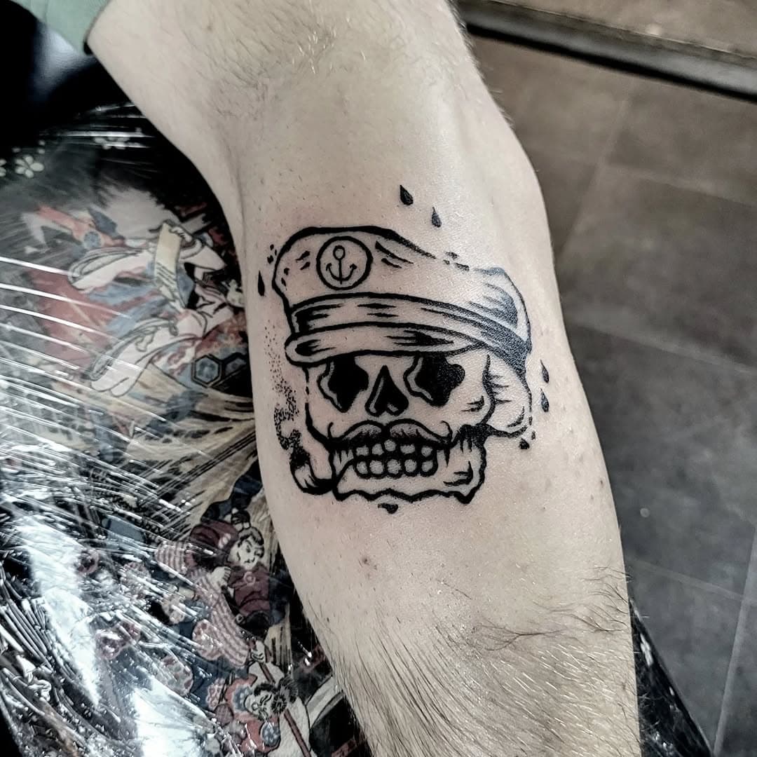 ⬛ Quelles petits tattoo ⬛
Réalisé par @solent_tattoo 
Au @lyon_tattoo_shop 
Retrouver nous a Lyon 2🚩
.
#tattoo
#instagood
#lyon