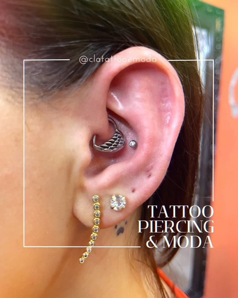 Atualização do Dath & Pefuração do Conh | By Allê Rodrigues

Link para informações na Bio, ou contate pelo WhatsApp (42) 99963-1967.

Valorize Sua Pele!!!

CLÃ • TATTOO, PIERCING & MODA
Rua Primeiro de maio 44, SL 02, Térreo, Centro.
Telêmaco Borba – PR.

#clãtattooemoda #clãtattooepiercing #tattooemoda #piercingemoda #tattoo #tatuagem #piercing #bodypiercing #safetattoo #safepiercing #piercing #biossegurança #bodypiercing
#viral #explore #foryou #love #like #inspiration #modaunderground #moda #estilo #fashion #modafeminina #modamasculina #modarock #rock #streetwear #telemacoborba #parana