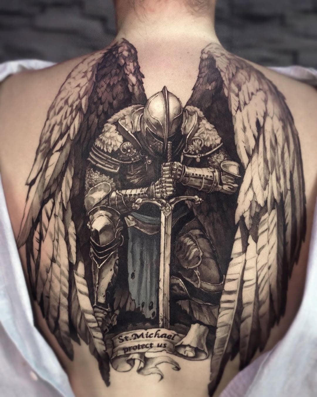 „ St. Michael“. Mein größter Job ist im Moment. 
Serge Keller 
@sergkeller_tattoo 
#saartattoo ##kellertattoos #kellertattoo