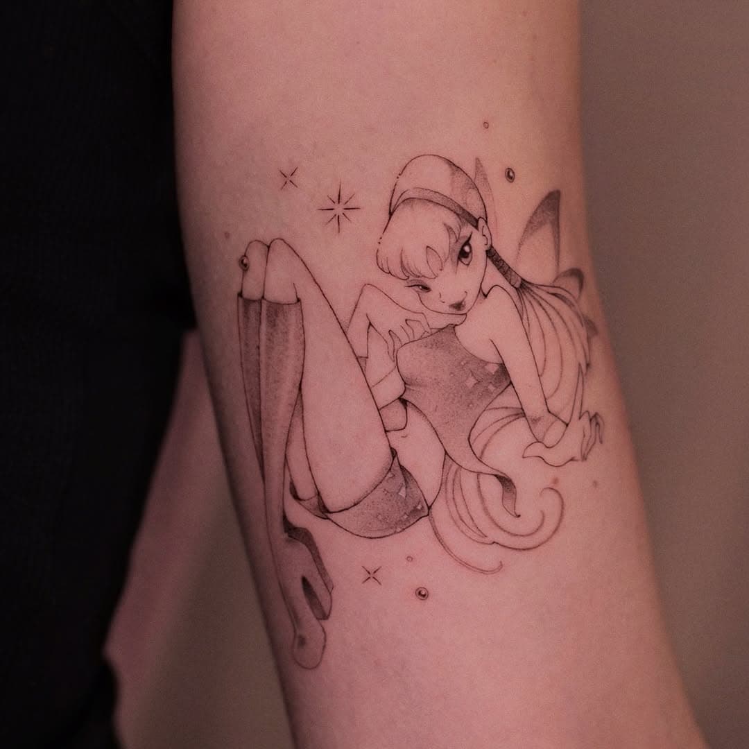 Stella ✨
Thank you Silvana!! 🥹
Looooved doing this one, more Winx Club please? 

Done at @leflux.tattoos 

follow the rest of the amazing crew ♡ 

@xandermulder @yodatattoos @tim.luijten.ink
@shennakiart @vagabon.d @purplepalmtreedelight @nina_nathalie @bobbatatt @leflux.culturestore @atelier.petitpapillon @veras.tattoos @melvinfl 

.
.
.
.

Winx Club • fairy • cartoon tattoo • childhood • anime • 00s • cute • kawaii