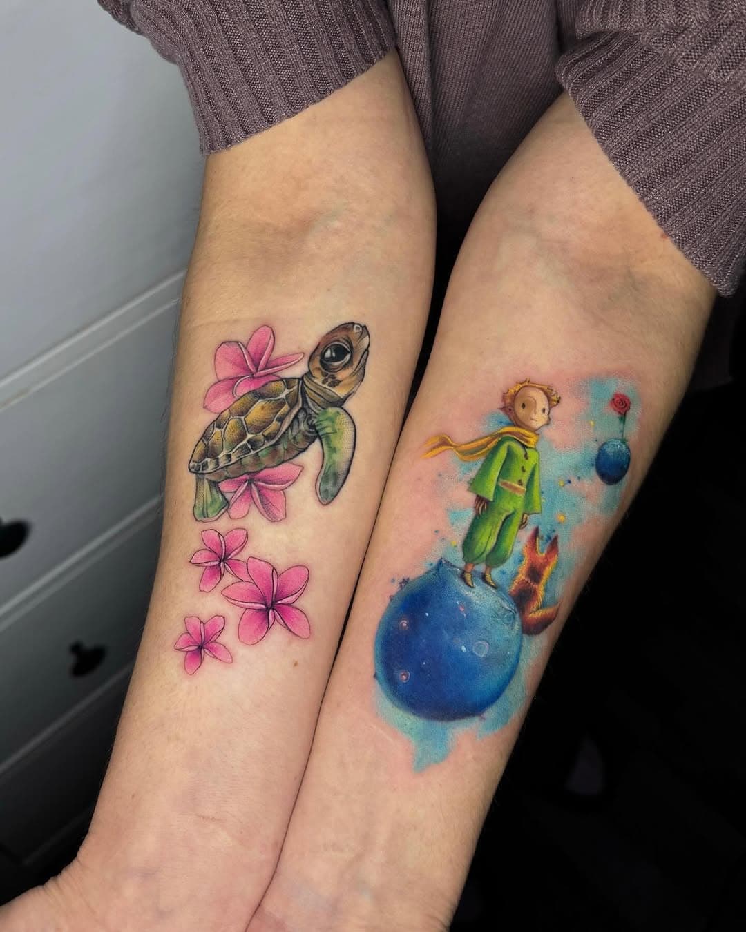 Две акварельные татуировочки ✨🌹🐢 

#krisiristattoo #watercolortattoo #татуакварель #акварель #челябинсктату #эскизтату #эскизакварель #акварельнаятатуировка  #татумастерчелябинск