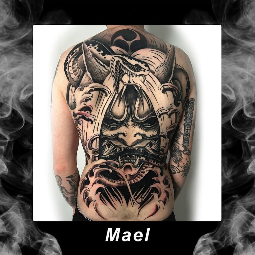 Shinigami. Trabajo realizado en un total de 3 sesiones #maeltattoo #asturias #asturiastattoo #gijon #gijontattoo #blackworktattoo #shinigamitattoo #snaketattoo #japantattoo #animetattoo #narutotattoo