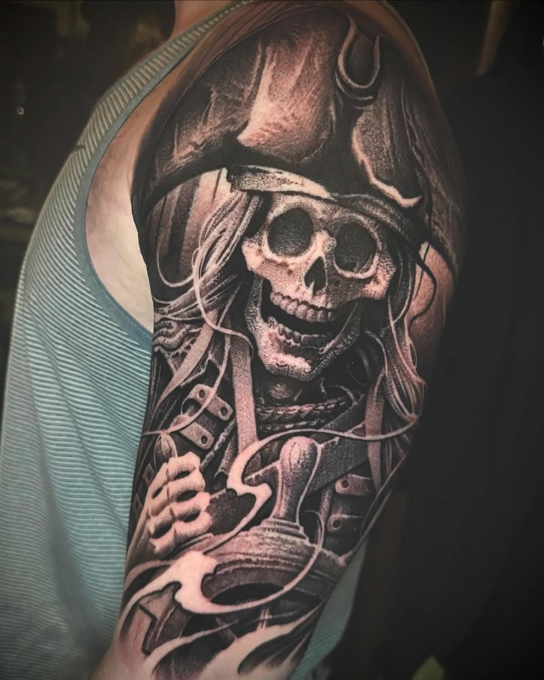 Day 1 of a 2 Day Session during my latest visit to #boston at @seaporttattoo  Future Boston dates are available. Book your spot now by sending an email to lukepalantattoo@icloud.com or text me at (702)408-6929. 

#lukepalantattoo #lukepalan #freehand #tattoos #tattoosleeve #boston #california #nevada #washington #oregon #la #lasvegas #reno #chicago