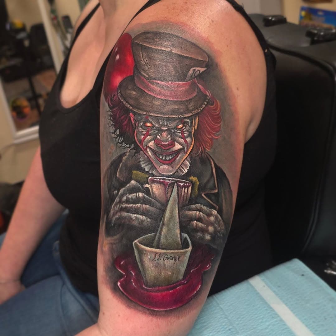 Pennywise as the Madhatter. Done in a full day session with zero complaints. Thanks, Sara
.
.
.
.
#canandaigua #canandaigualake #fingerlakes #flx #wny #cny #newyork #flcc #follow #rochestertattoo #rochester #syracuse #buffalo #585 #tattoo #tattooart #bodyart #skinart #skinartmag #ink #inked #inkstagram #inkmaster #tattooartist #tattoostudio #theprivateer #privateertattoolounge #ifixboringskin