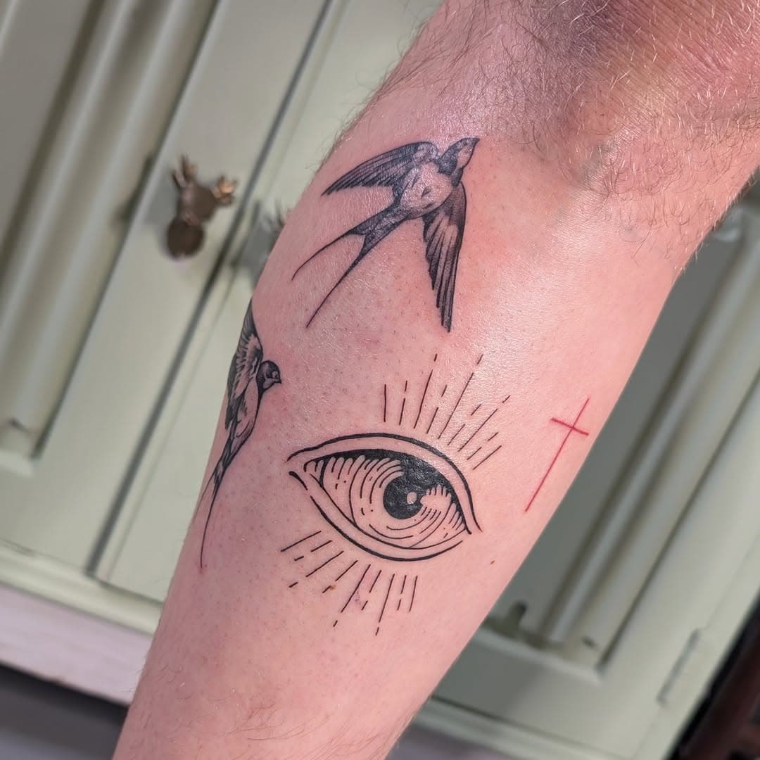 First tattoos for Sam 👊 Well done!
.
.
.
.
.
#tattoo #tattoostudio #bespokebodyart #customtattoo #grimsby #cleethorpes #lincolnshire #tattooist #tattooer #tattooartist #tattoodesigns #uktattoos #tattooinspiration #grimsbytattoos