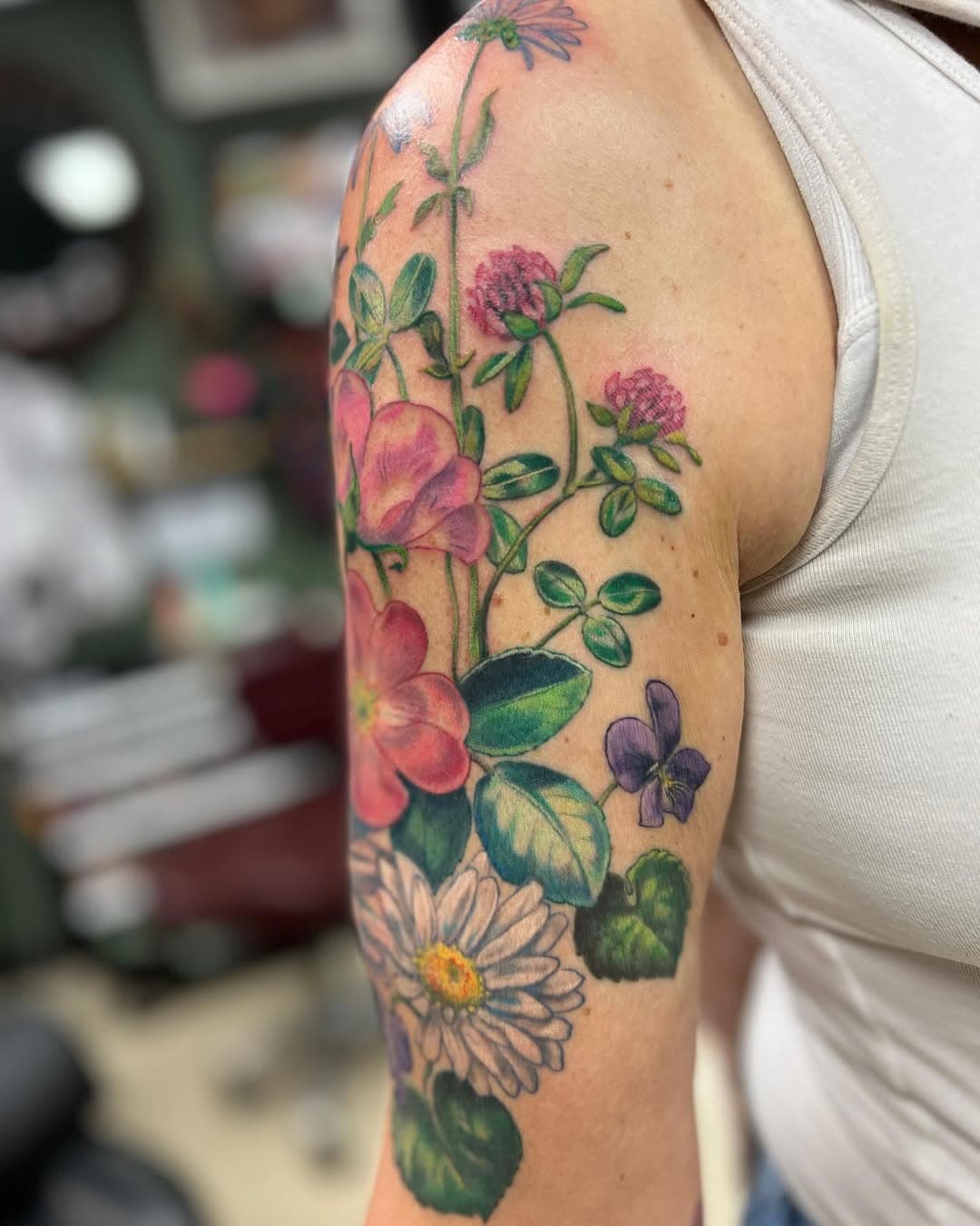 Crystal’s sleeve is coming along nicely!