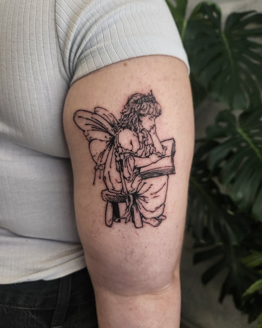 Check out this custom fairy made by @fivelinetattoo 

To book a tattoo or a free consultation at Laneways please contact us on:
Bookings@lanewaystattoo.com or our Make a booking page on our website