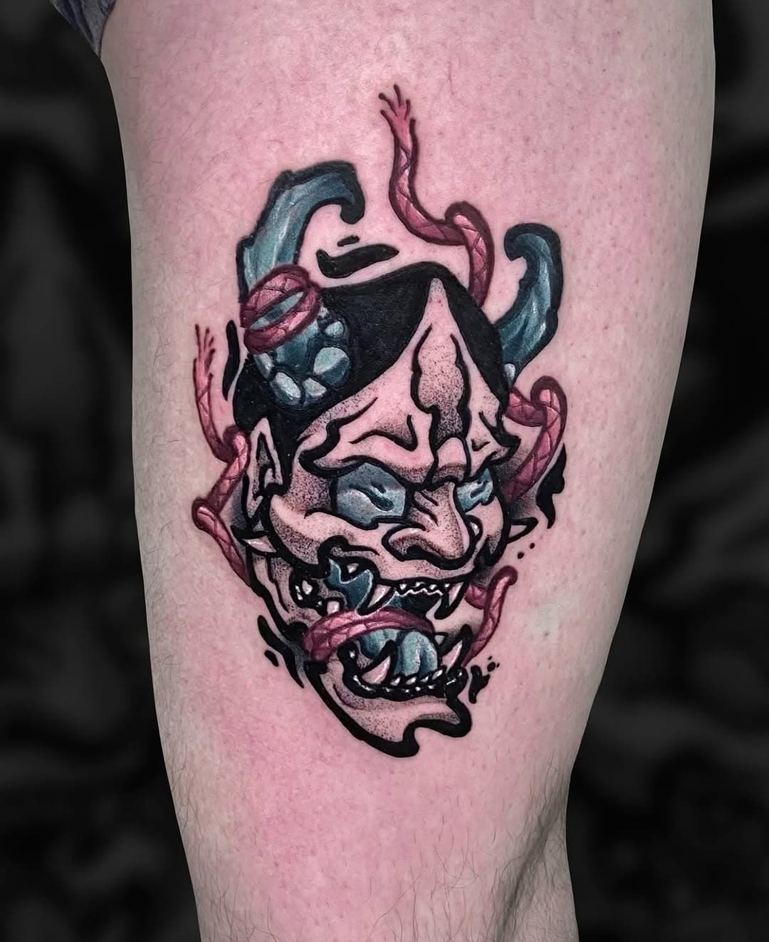 — RESIDENT ARTIST — Hannya Masks by @valera_fedya_fr — Valery Reutov — Resident à Noire Ink Clermont Ferrand, Valery propose des pièces originales dans le style de cartoon, RDVs disponibles pour vos projets!

✨Info: noireinktattoo@gmail.com✨

 #Tattoo #Tattoos #TattooLife #Inked #francetattoo #tatouagefrance #cartoontattoo #clermontferrandtattoo #tatouagecletmontferrand #TattooOfTheDay  #TattooIdeas #tatouagenewschool #newschooltattoo #hannya #oni #hannyatattoo #tatouagehannya