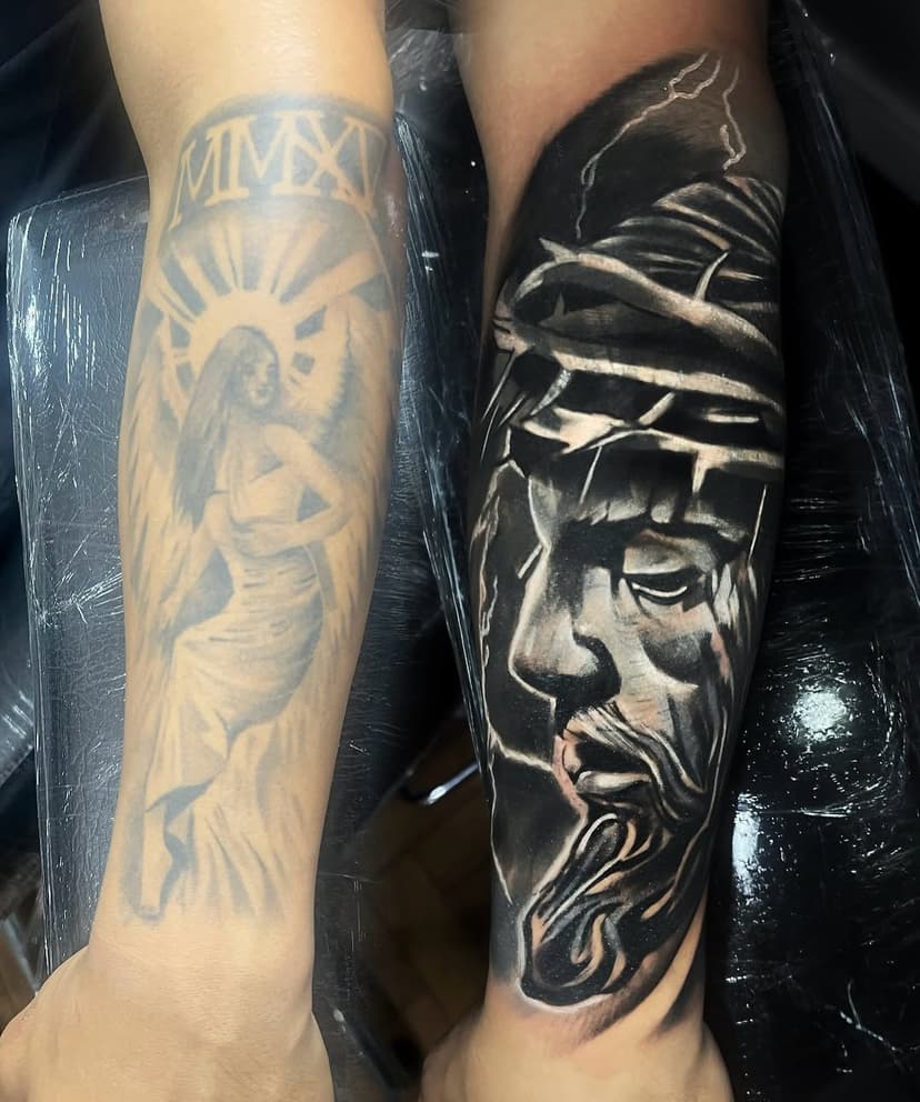 Primeira sessão concluída com sucesso, aguardem a próxima ! ✍️
Não perca tempo e faça sua Tattoo, artista especializado em fechamento e cobertura extrema em SP.
Orçamento pelo link na BIO.

#tattoo #jesus #tattoogood #tattooartist #tattoodeleao #tattooink #tattoonobraço #tattooinked #tattoolovers #tatuador #tatuadoremsp