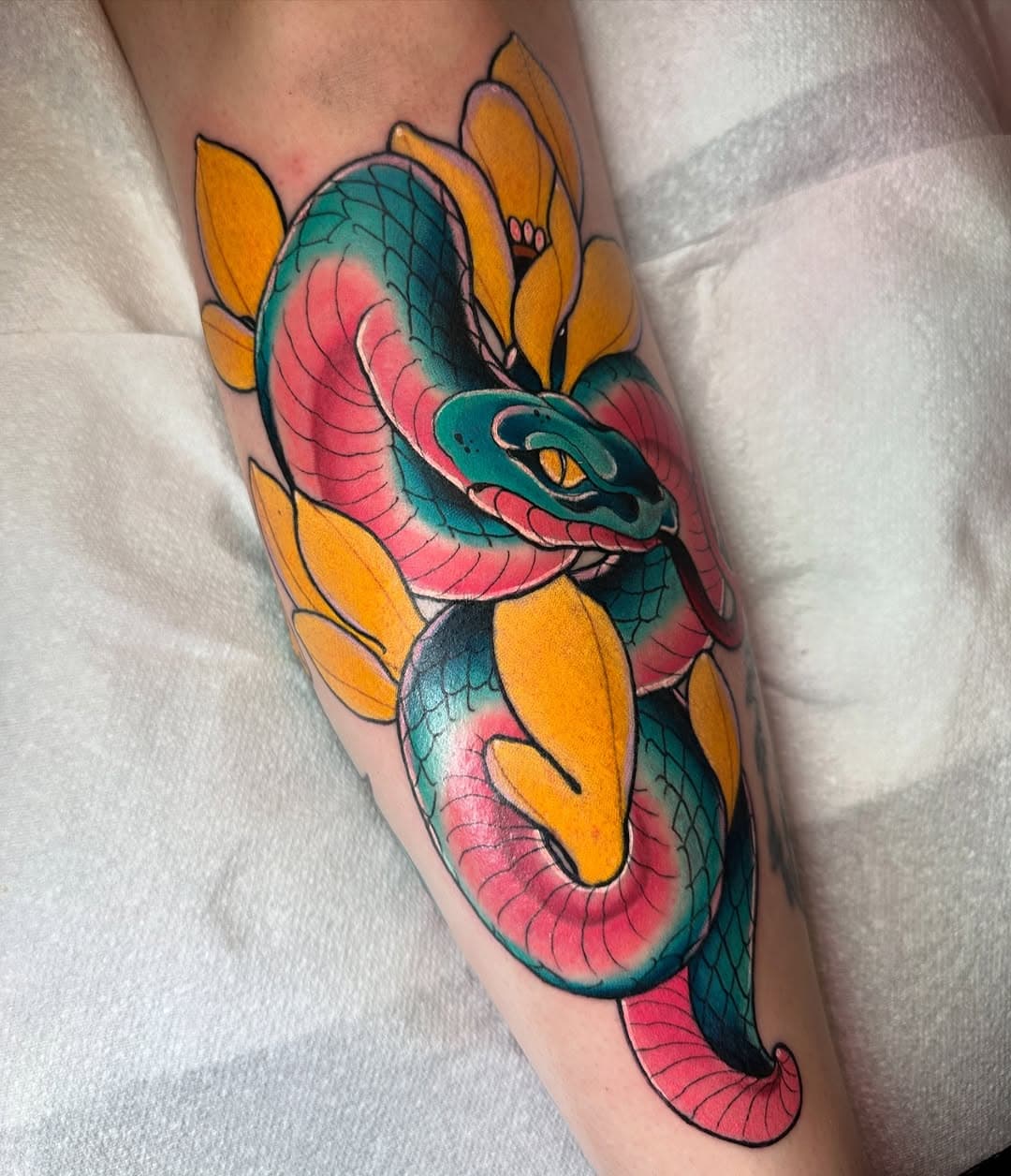 Super fun one today on @geelloyd24 

Thank you so much for coming to get this done, super excited to continue in this leg!

Sponsored by @tattooeverythingsupplies / @butterluxe_uk