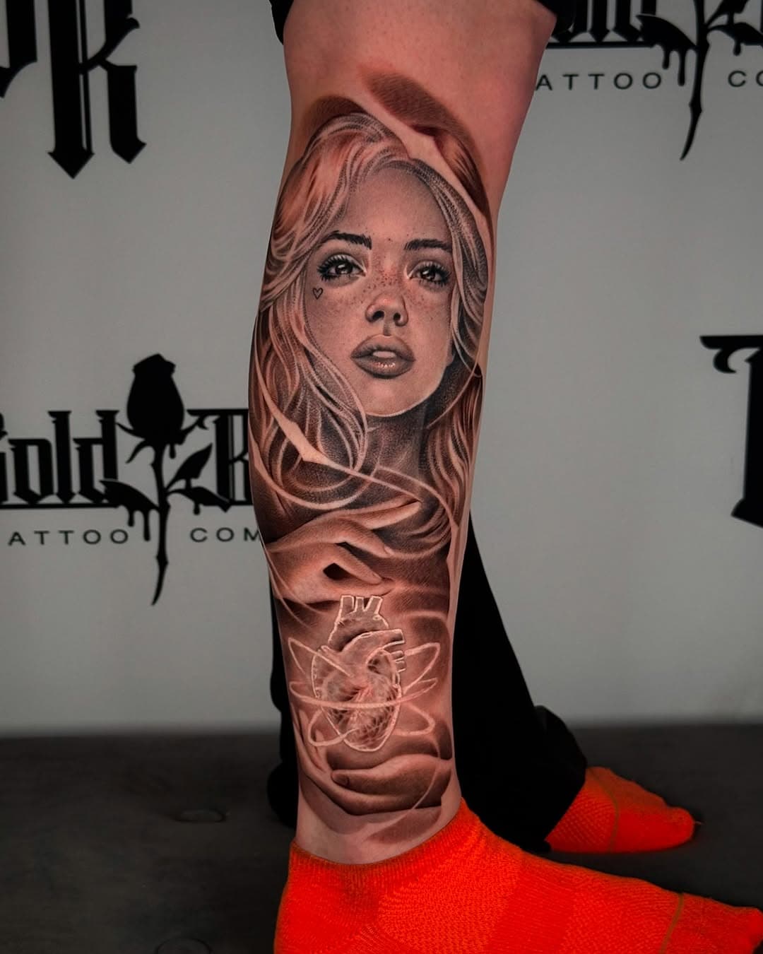 Aphrodite: Goddess of love, beauty, pleasure and desire.

Super fun tattoo finally finished. Done in 3 sessions with the best products.  @kwadron @pantheraink @fkirons @dynamiccolor @stencilstuff @vulcanneedles 

#bnginksociety #bngtattoo #tattooideas #nctattoos #goldsboronc #goldrosetattooco #tattoo #ink
