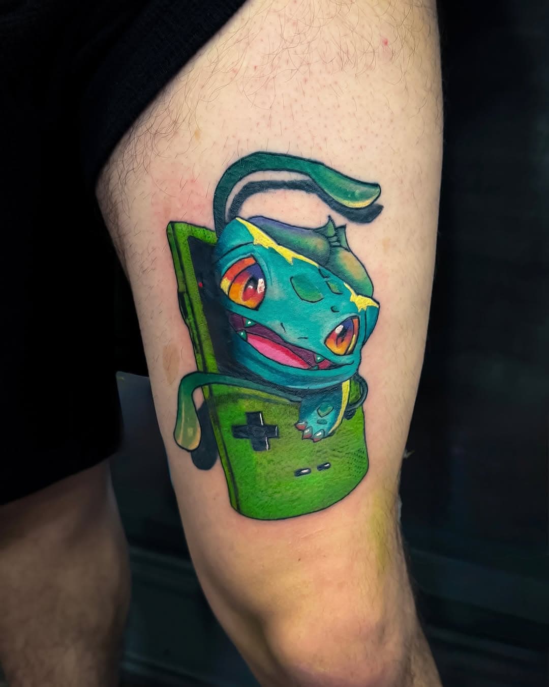Finished this Bulbasaur/gameboy colour piece today for Bevan.
Mostly healed apart from the eyes and Limegreen which is a tad angry but will settle.
Tons of fun with this.
Thank you mate, an absolute pleasure 😁😁.
DM for bookings
  #tattooartist #pokemonart 
#pokemon #bulbasaur #bulbasaurtattoo #gameboy #gameboycolour #nintendo
#inkedlife #tattooartist
#tattoooftheday #tattoosofinstagram #instagood #thebesttattooartists #photooftheday  #tattooed #tattooart #inklife #tattoo #tattoocommunity  #art #tattooartwork #uktattooartists