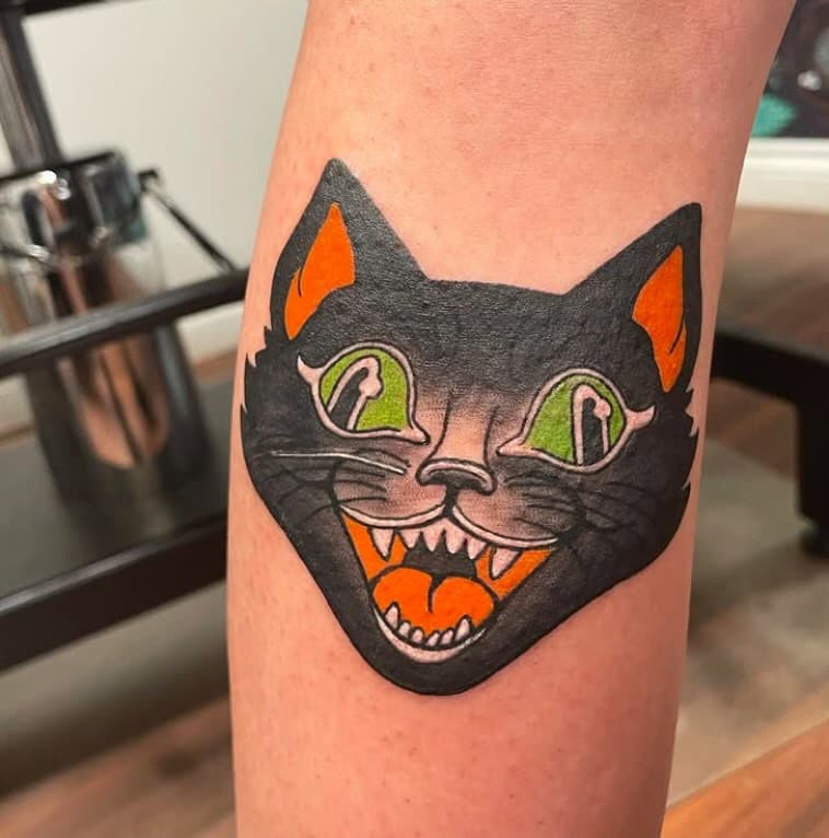 Beautifully saturated ink from Kate @ducklore_tattoos  Dm to book #blackenginetattoo #tattoo #tattoos #ink #inked #toronto #torontotattoo #cat #cattattoo