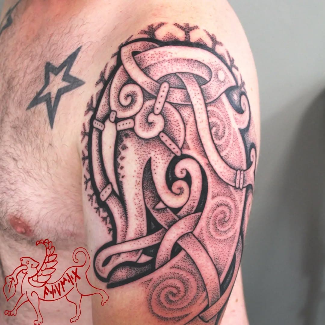 #tattoo by #fiumix #vikingtattoo #celtictattoo #nordictattoo #venetkenstattoo #norsetattoo #pagantattoo #knotstattoo #venetkens #viking #vikings #vikingsink #celtic #norse #pagan #ancienttattoo #vikingart #vikingstyle #rune #runetattoo #runes #paganesimo #vichinghi #vichinghi #vichinghiitalia #vichinghitattoo #vikingtattooartist #tatuaggiovichingo