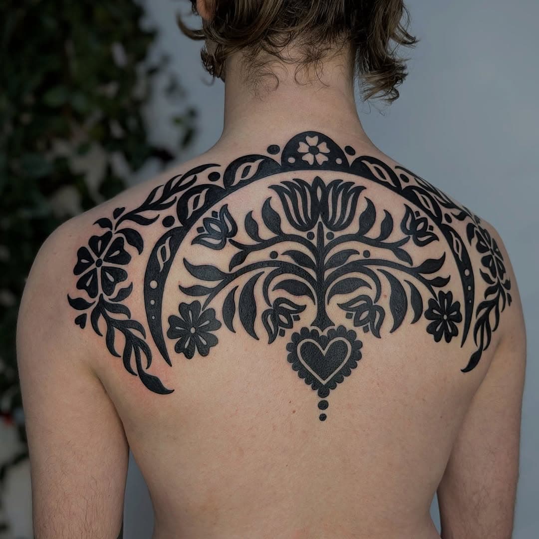 Kai came to me with the idea of getting something inspired by a gorgeous rubbing of a headstone that their friend had played around with and this was the result. This was Kai's third tattoo, and I've been lucky enough to be trusted with all three, since before they even moved over here for University ❤️ Thankyou always Kai.
If you have an idea, or an image with meaning that you'd like to be translated into a tattoo but aren't sure how it would work, feel free to contact me and I'll always be happy to work with your ideas and hopefully make it a reality.
.
.
.
.
#boldtattoos#blacktattoos#stonerubbing#floraltattoos#kamiladaisytattoo