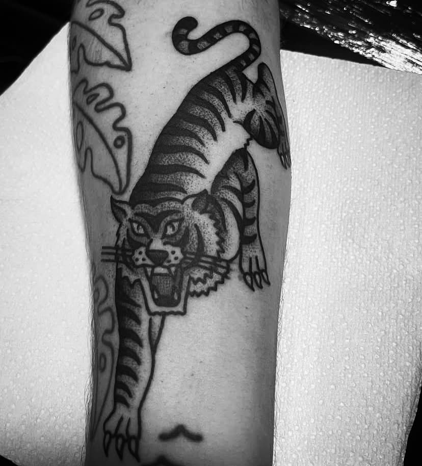 The choice is yours when you book in with @obwelectrictattooing , and there are so many great pieces to choose from! Classic or wild 🖤 To book in with Cei, DM @obwelectrictattooing or email obwtattooinfo@icloud.com
