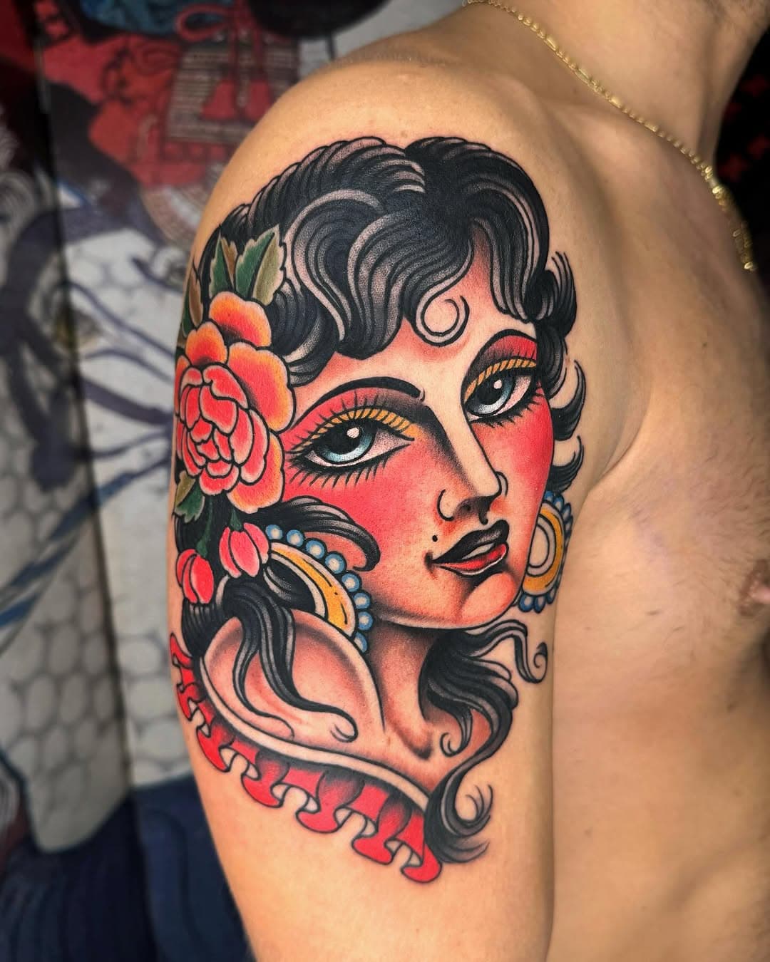 Gitana done at @putoamortattooparlour 
Next Guest✈️
🇮🇹Roma 7-8 Febbraio 
🇮🇹Verona 10-11-12-13 Febbraio

#tattoo #tattoos #tattooideas #traditionaltattoo #oldschooltattoo #oldlines #oldworkers #bright_and_bold #classictattoo #americantattoos #boldwillhold  #tattooartist #tttism #tattooitalia #italy