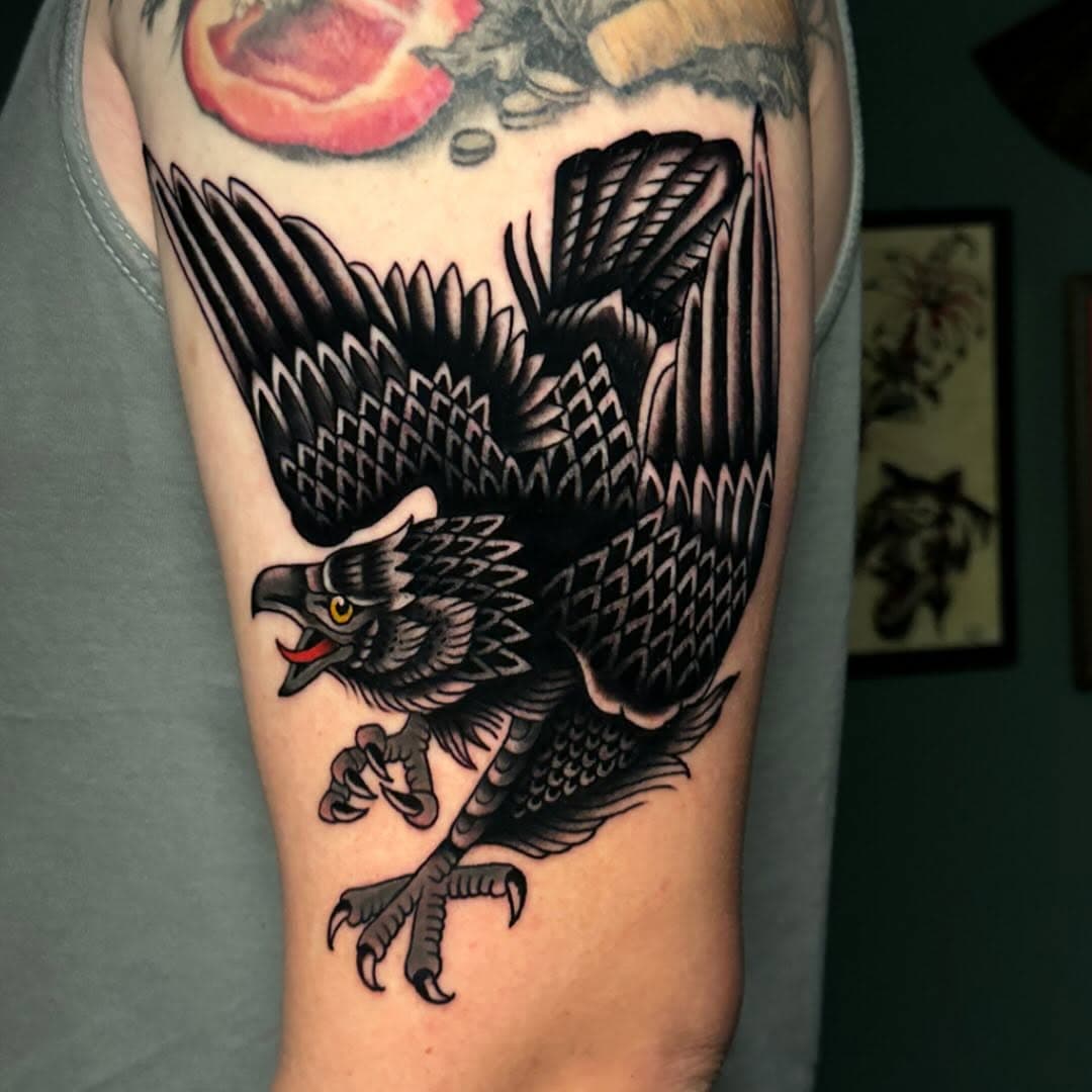 Thanks Mason! 
Animals always make awesome tattoos. let me know if you’d like to get tattooed in March. My design or yours!
.
.
.
#austintattoo#atxtattoo#austin#atx#texastattooartist#texastattoos#texastattooartist#grackle#blackbird#crow#tattoo#animaltattoo#birdtattoo#bird#traditionaltattoos#traditionalartist#trad#traditionaltattooing