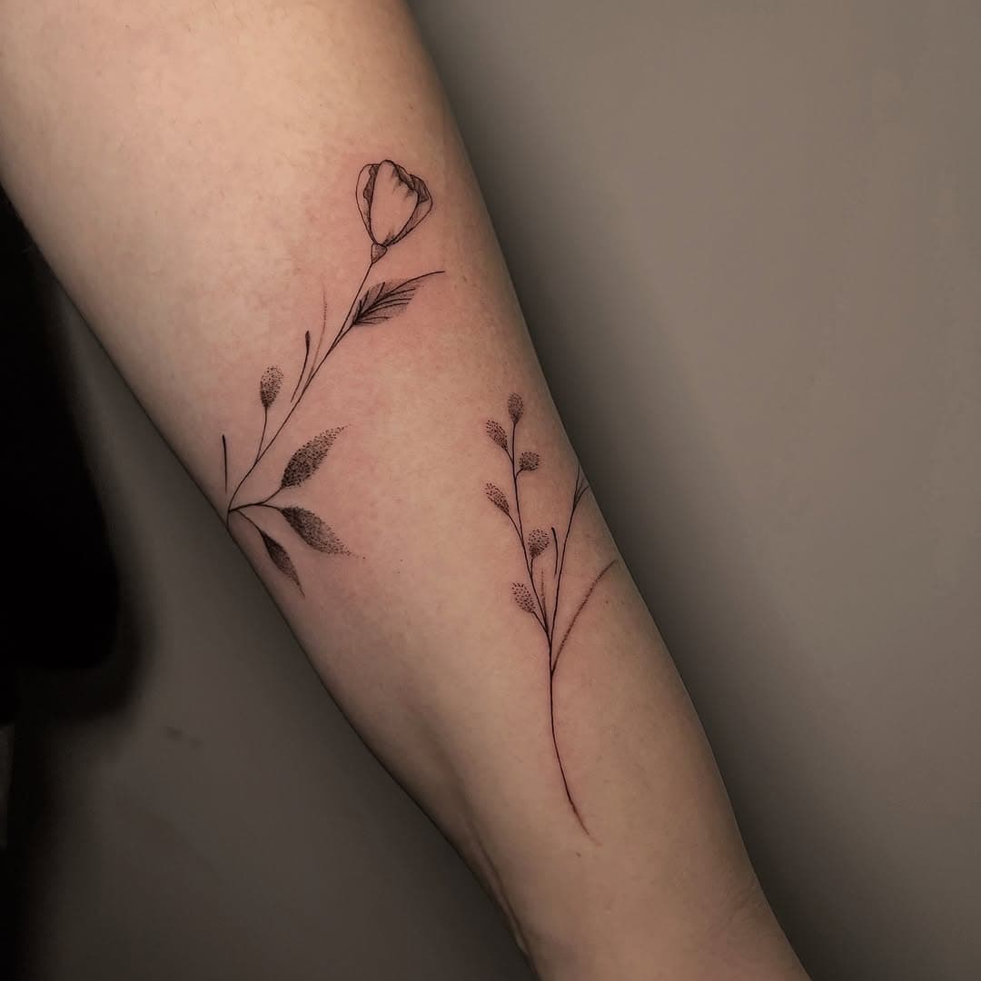 ꕥ Petites fleurs ꕥ

Projet personnel réalisé par notre tatoueuse @korwent_ink 🌿

———————————————————————

📍 Retrouvez notre boutique, @labansheehurlante ,pour vos projets piercings et tatouages, sur rdv, au 96 rue Gambetta, 51100 Reims ⚜️

📬 Infos et réservation via son lien @encre_me https://encre.me/korwent_ink également disponible en un clic dans sa bio

———————————————————————

#floraltattoo #flowertattoo #chesttattoo #dotworktattoo #whipshading #whipshadingtattoo #girlwithtattoos #instadaily #body #instagood #picoftheday #amazing #happy #alternative #alternativegirl #summer #fashion #sun #smile #tattoo #finelinetattoo #reimstattoo #tattooreims #igersreims #tatouagefrance