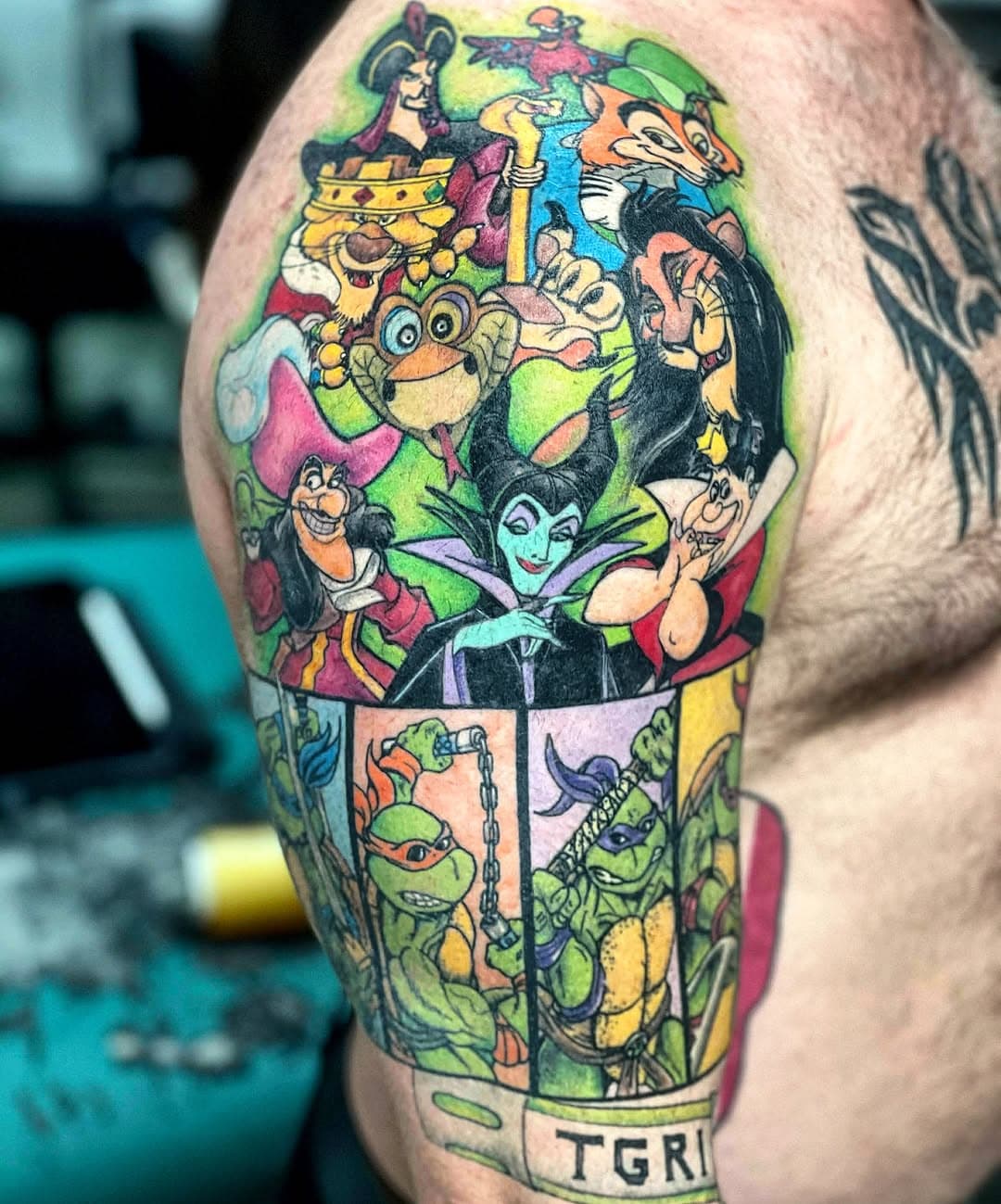 Now booking all styles!!! 
What you think of the #healed color
#colortattoo #tattoos #industryinks #fyp #explore #explorepage #nm #nmtrue #abq #albuquerque #burque #tattoo #disney #disneytattoo #tmnt