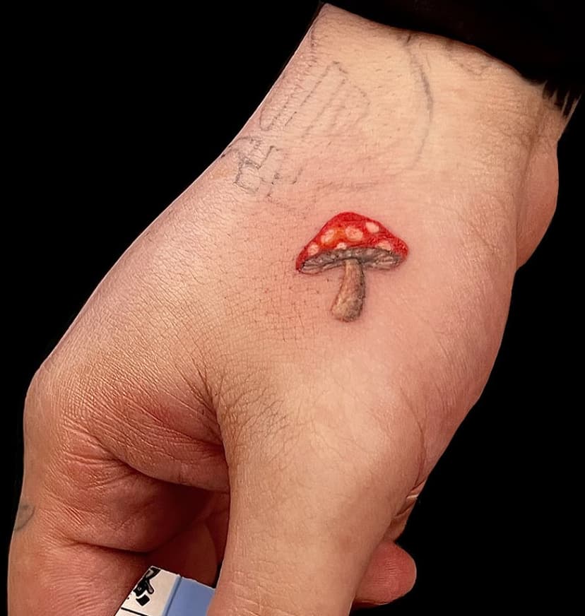 Fun-guy 🍄 @6skullsnyc • #Stickertattoo #inktattoo #tattoo #tattoos #tattooshop #NYC @s37.t2