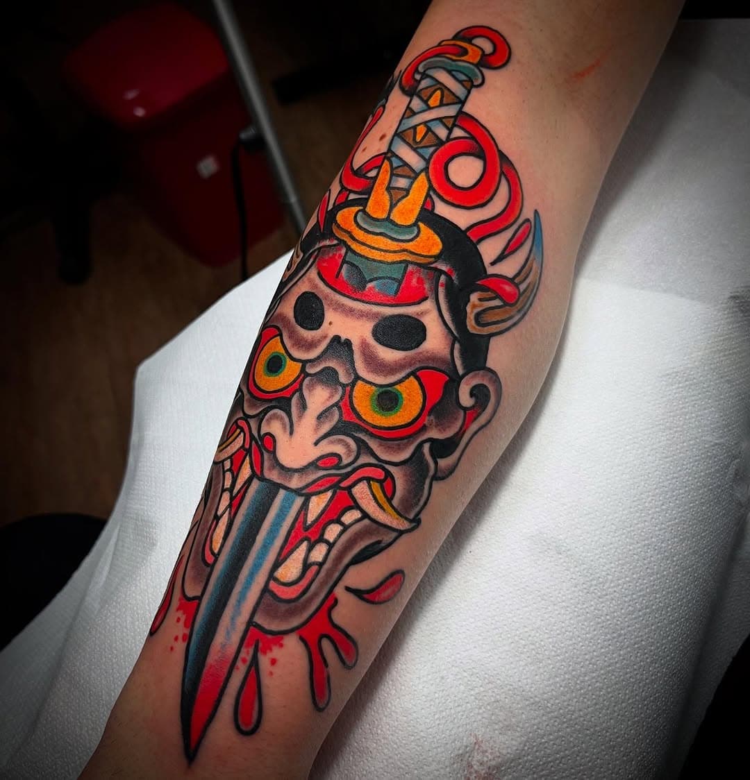 Hannya done @skullsociety_tattooshop THANKS Tommaso! 

#americanatattoos #bright_and_bold @oldlines #tattoo #traditionaltattoo #japanesetattoo