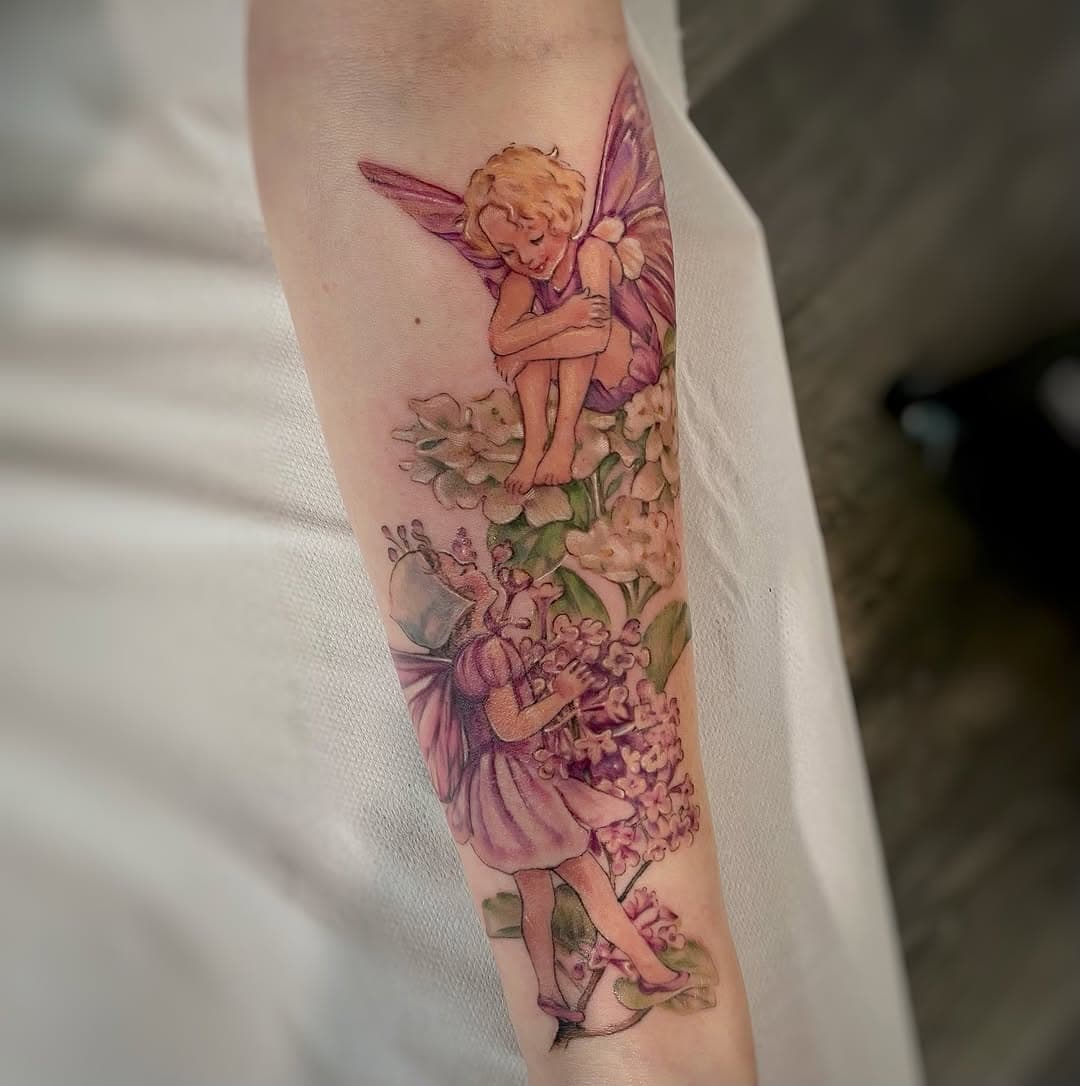 Flower fairies for the lovely Ruth 🌸 Half fresh, half healed.
I am now taking bookings for April and May @levelstattoostudio, Birmingham. 
Drop me a message or email Katerollinsontattoo@gmail.com for bookings/enquiries 🌱
——————
#tattoo #tattooartist #flower #flowerfairies #tattoosleeve #floraltattoo #flowertattoo #leaves #leaftattoo #armtattoo #vintage #vintagetattoo