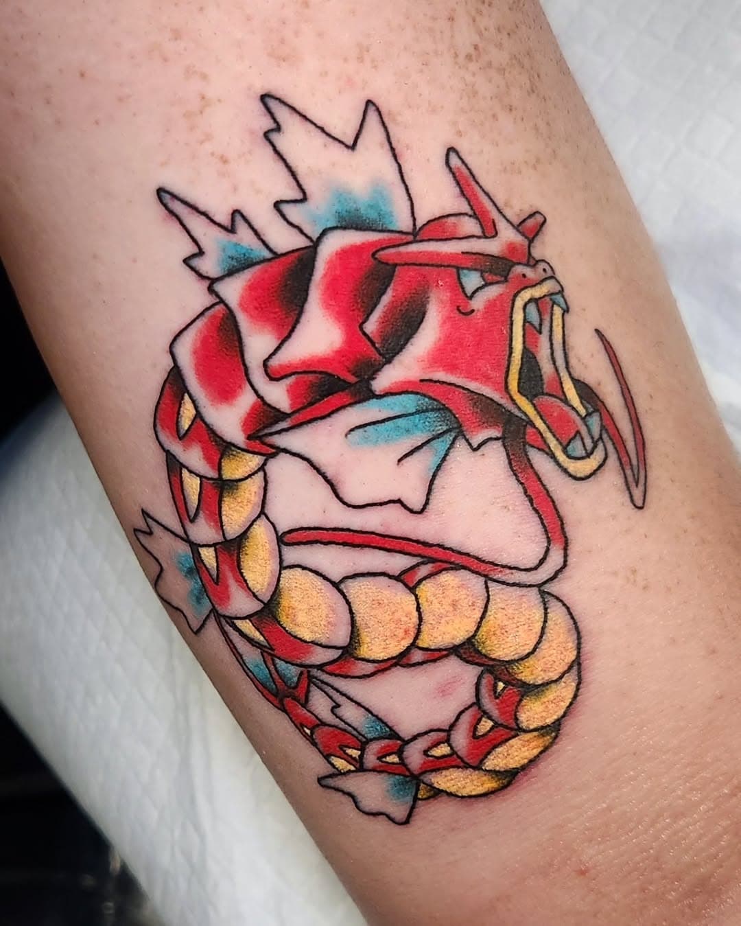 I did a shiny gyarados from my $151 gen 1 Pokémon flash!
I still have availability in February!

Dm or tap the link in the bio to book an appointment today!

Artist: @aq_tattoos 
Studio: @atmospheretattooroselle 

#gyarados #gyaradostattoo #shinypokemon #shinygyarados #shinygyaradostattoo #gen1 #Pokémon #pokemon #pokemontattoo #anime #animetattoo #animetattooartist #chicagotattooartist