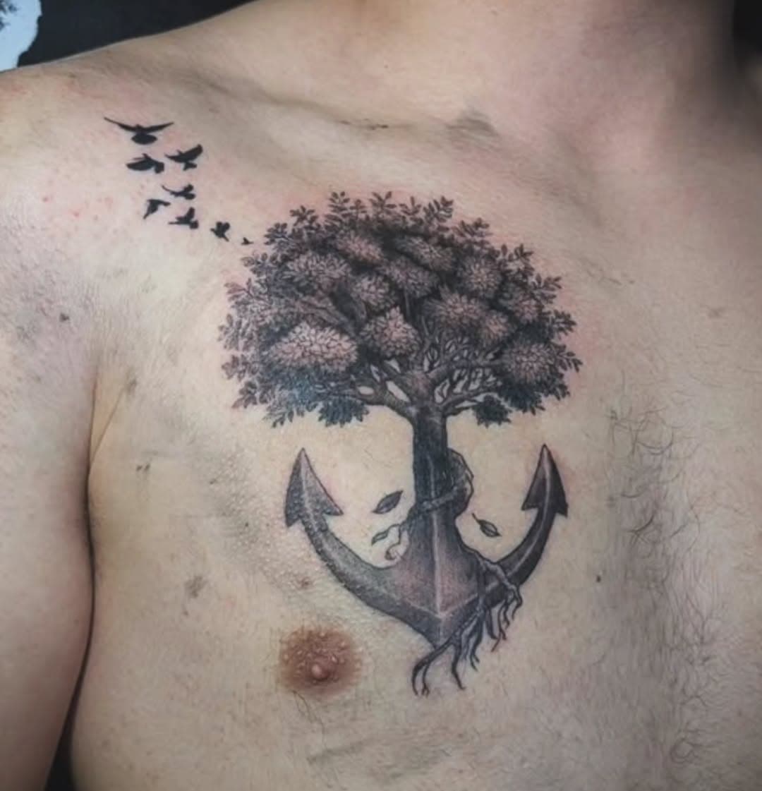 This tree/anchor concept looks really cool! Monsoons books are open, book in while you can!

Done by Monsoon @monsoontattoos