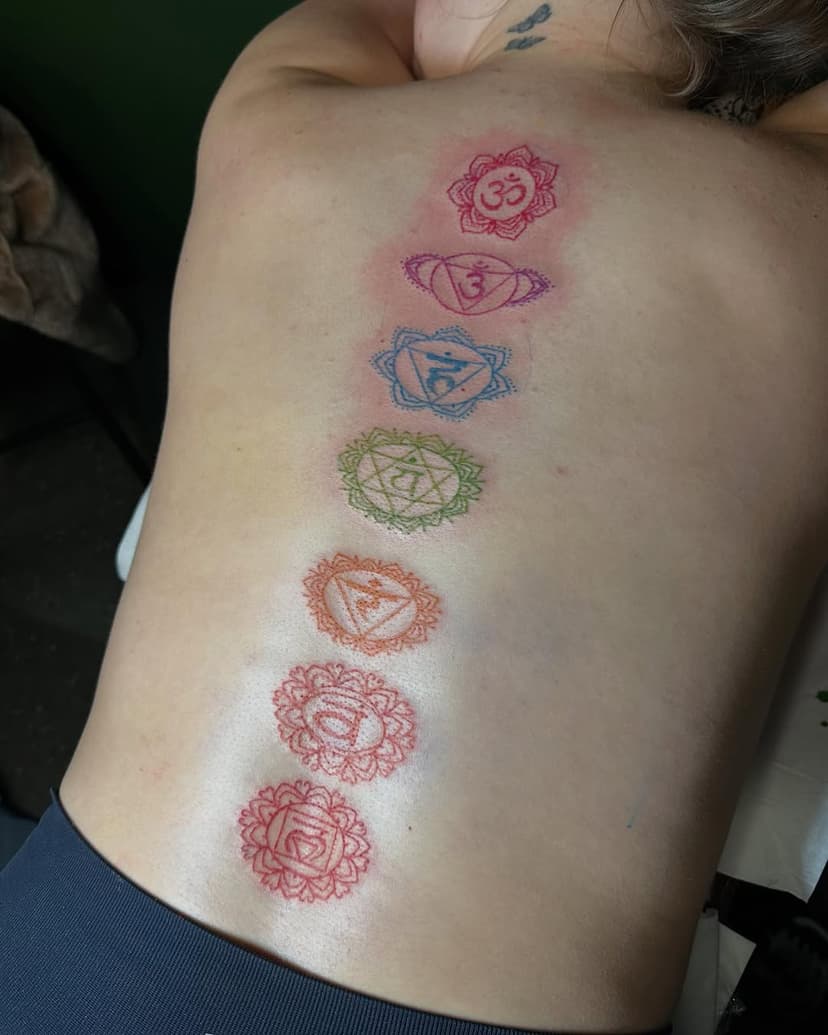 For Alice today 🧘‍♀️🌞 thank you so much! And thank you for sitting like a rock 🪨🖤 

#chakratattoo #chakras #chakrahealing #chakraalignment #spiritualtattoo #witchytattoo #tattoo #tattooideas #tattooartist #femaletattooartist #southport #merseyside