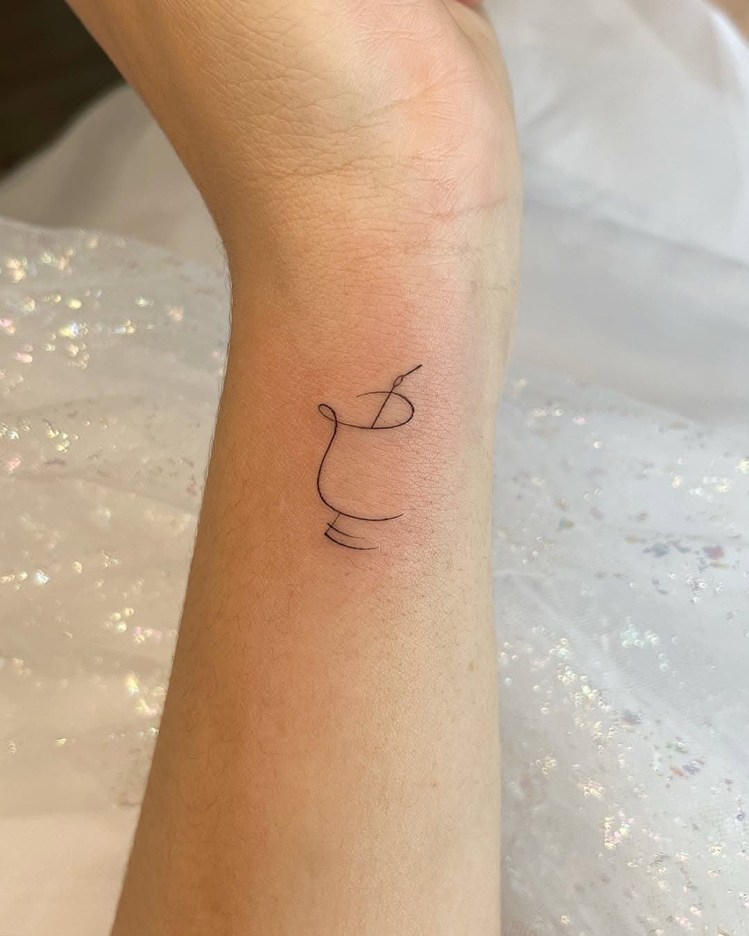 Minimalist tattoo style