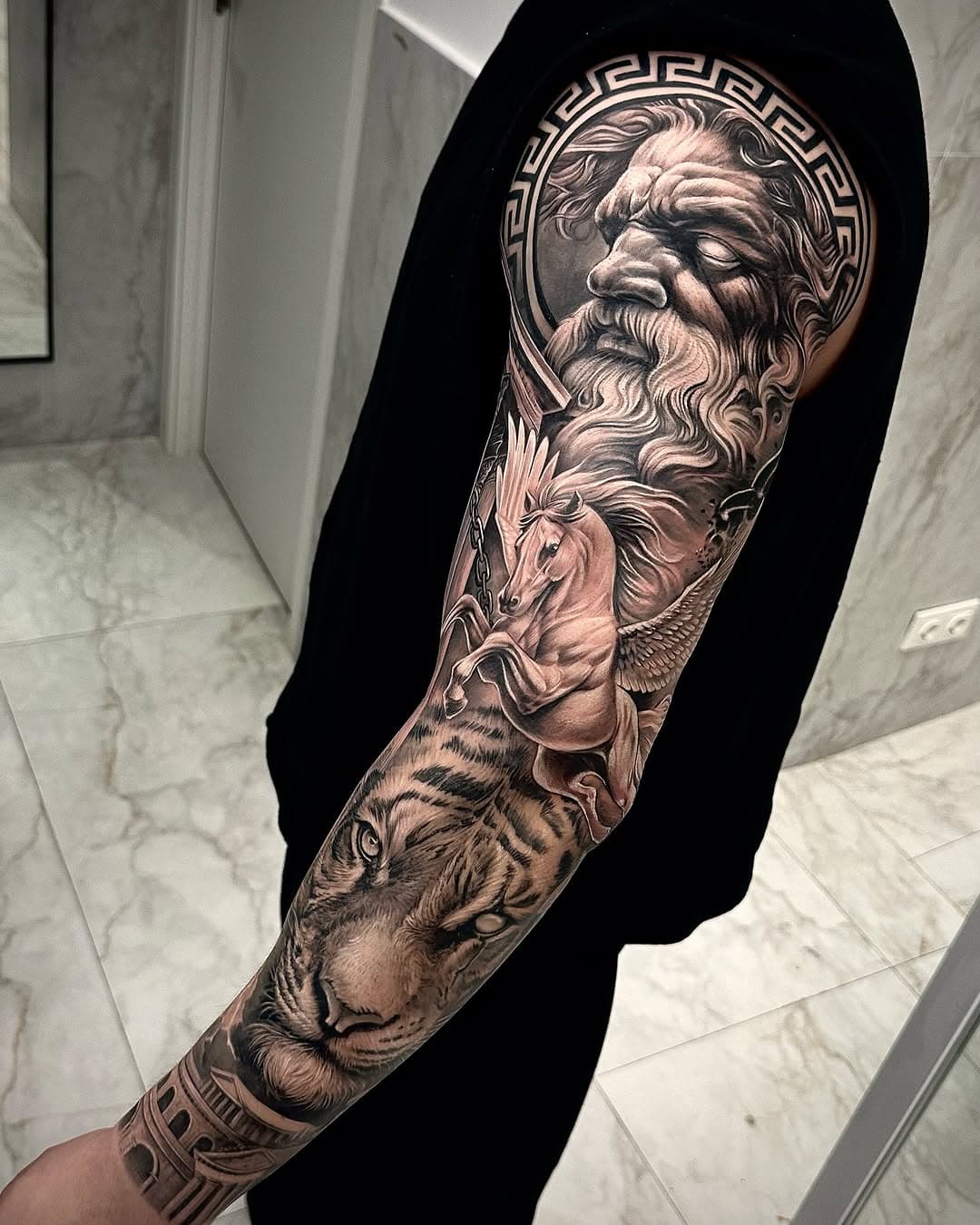 Inspirado en la mitología Griega. 

Madrid 📍Agenda abierta +34675976264

#madrid #tattoomadrid #madridtattoo #tatuadoresmadrid #tatuajesrealistas #mangatattoo #fullsleevetattoo #pegasus #tigertattoo