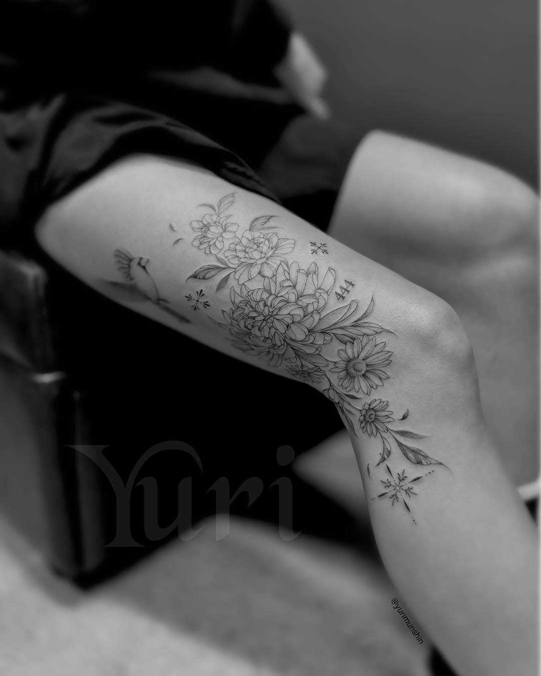 .
.
.
.
.
#nctattoo #nctattooartist #finelinetattoo #finelinetattooartist #wilmingtontattoo #raleightattoo #yurimunshin #타투아티스트 #미국여행 
@88munshin