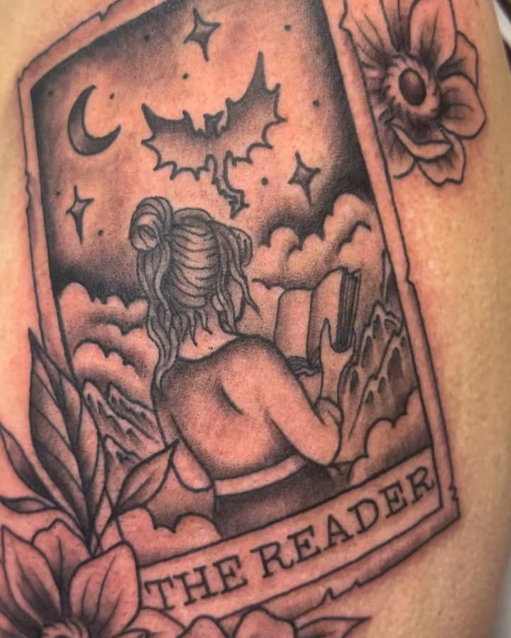 The Reader tarot card is the first of many in this tarot card sleeve. Monday Tuesday Friday Saturday 12-10pm @highstreettattoo