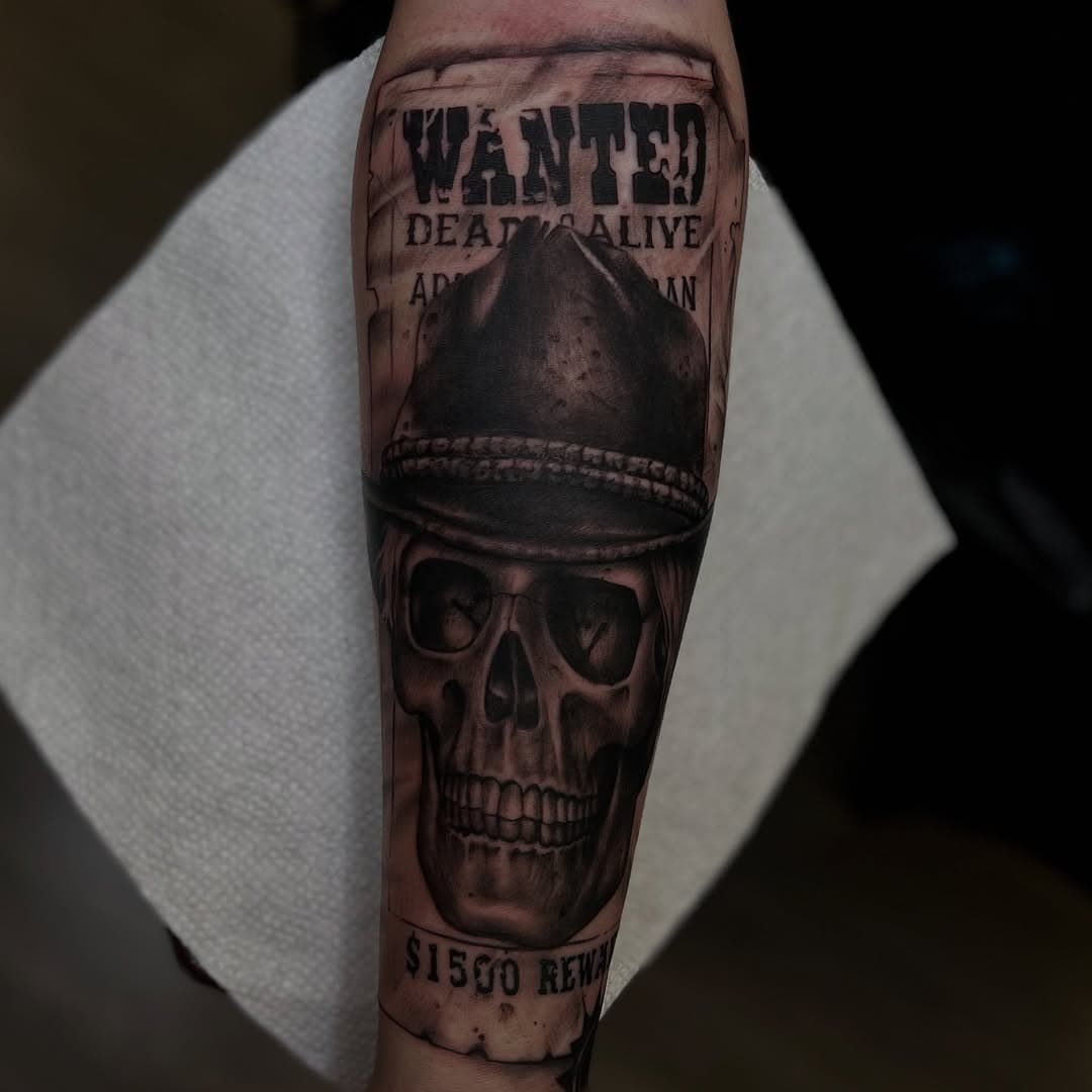 Arthur Morgan’s skull ! On homie @wyatt_hotchkiss 
I’ll be doing a photo dump. Please like to keep keep in algorithm 👹
#lasvegas #lasvegastattoo #lasvegastattooshop #lasvegastattooartist #drd2 #rdr2tattoo #reddeadredemption2 #westerntattoo #bng #wanted #fy #lasvegaslocalbusiness #skulltattoo #wanteddeadoralive