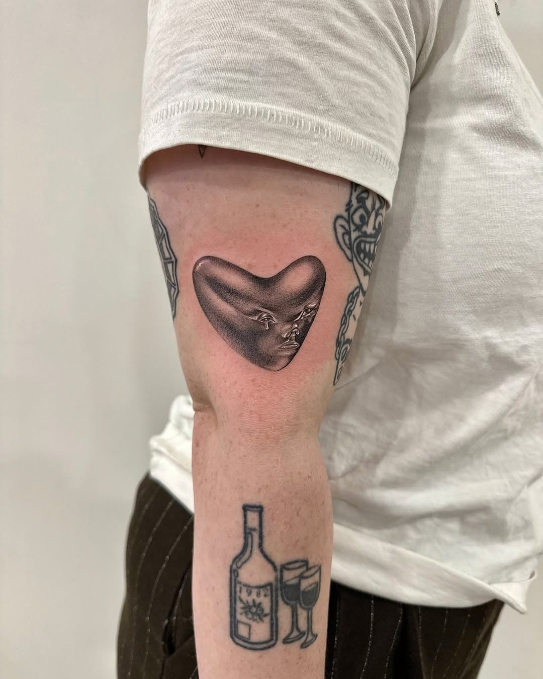 Fontaines D.C. Romance album cover 😁
Done at @buzzclubtattoo 
#fontaines #fontainesdc #finelinetattoo #fineline #realism #realismtattoo #shadedtattoo #hearttattoo #romance #armtattoo