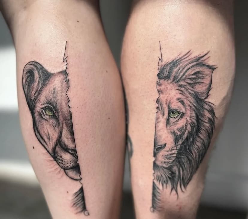 Cute matching calf Tattoos done by Rob @rockyink 

#leg #legtattoo #legdesign 
#calf #calfpiece #calftattoo 
#matching #matchingtattoos 
#couples #coupletattoos 
#lion #liontattoo 
#lioness #lionesstattoo 
#Harlow #Essex #Tattoos