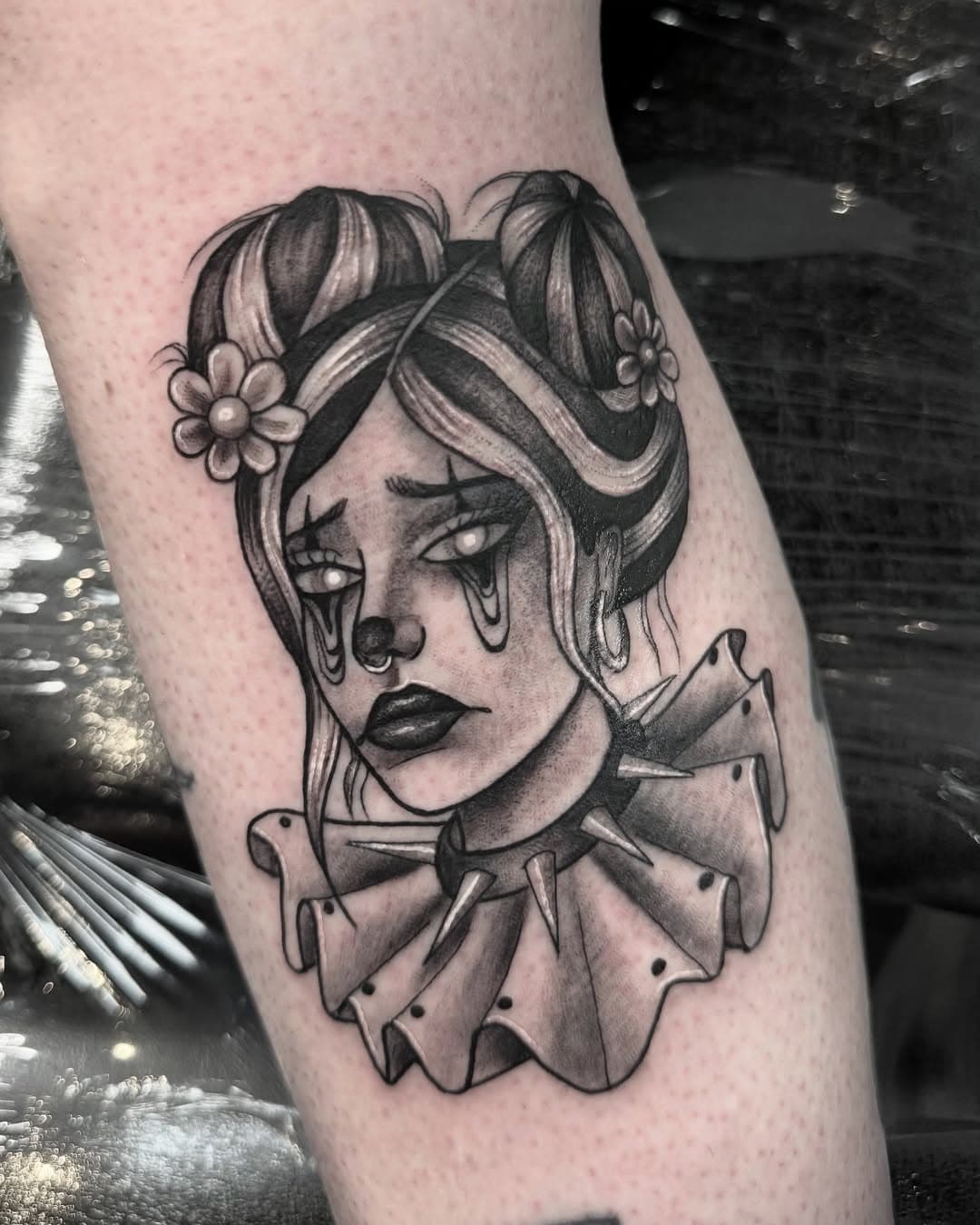 Clown Girl 🎭 @marthyluck loves creating lady faces in any theme😍
To book in, click the link in our bio and fill out the booking request form.

#clowngirltattoo #belfasttattoo #belfasttattooartist #belfasttattoostudio #gothicgirl